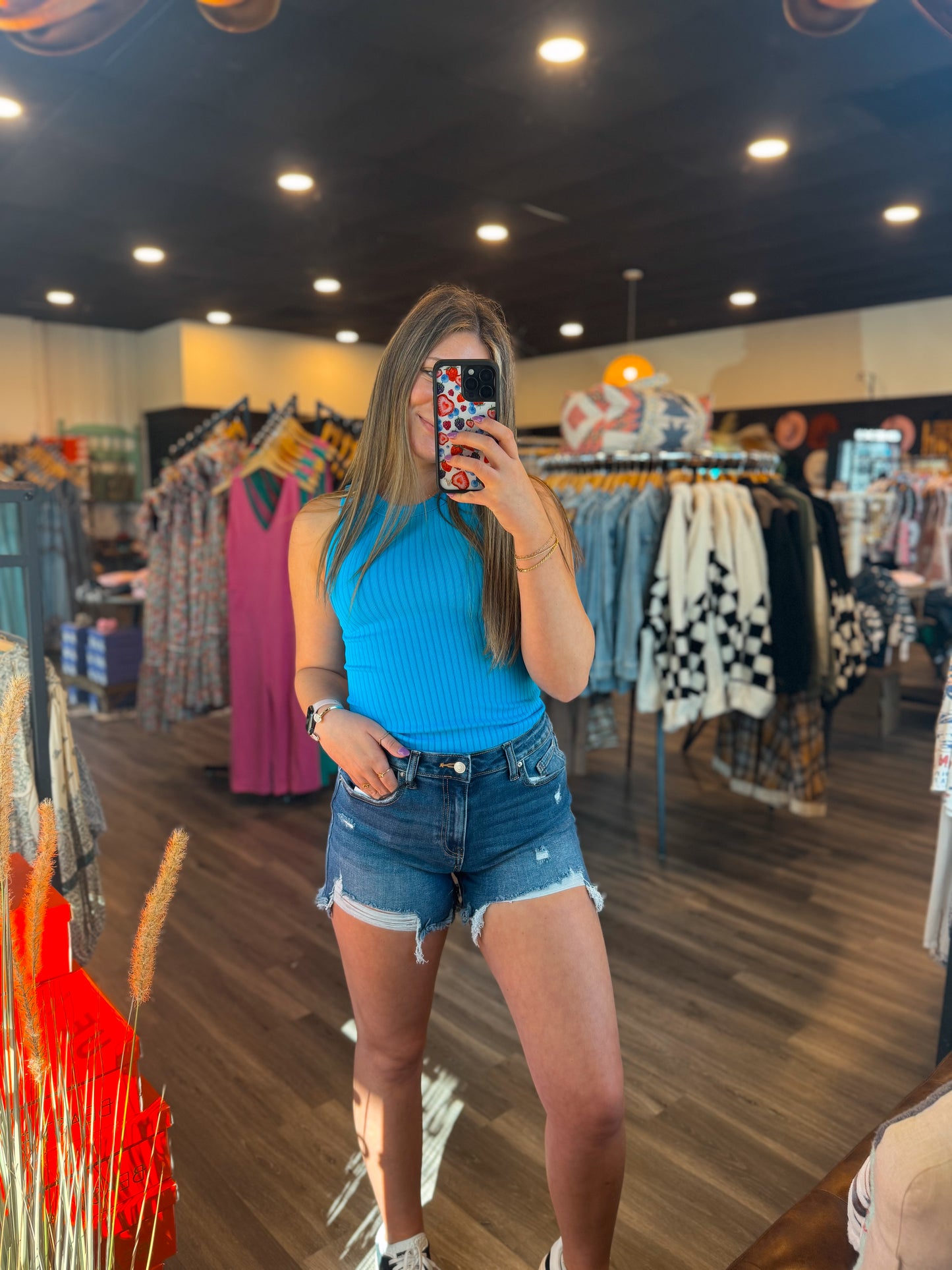 Distressed Hem Dark Wash Denim Shorts