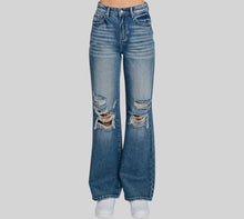 Load image into Gallery viewer, Rigid Vintage Jeans
