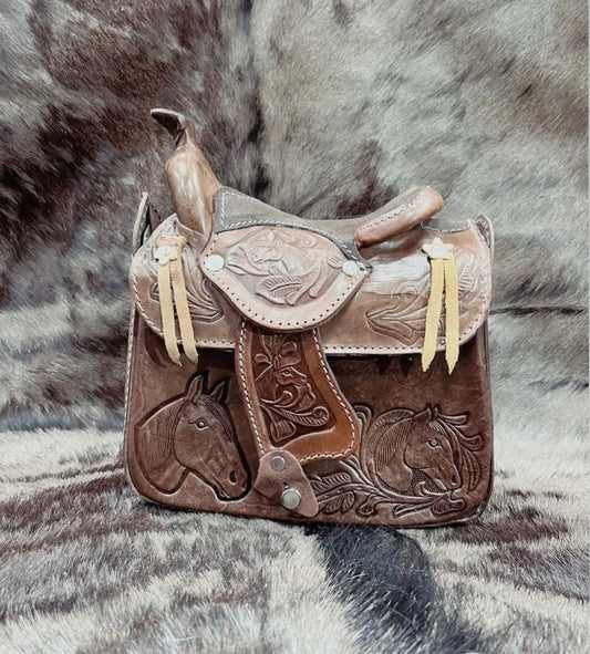 Saddle Purse