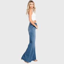 Load image into Gallery viewer, Soft Touch Flare Jeans
