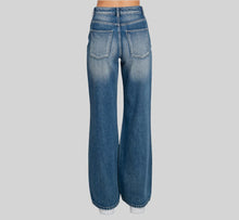 Load image into Gallery viewer, Rigid Vintage Jeans
