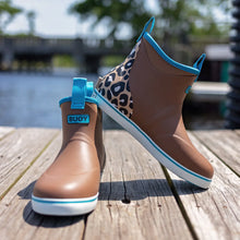 Load image into Gallery viewer, Brown Cheetah Buoy Boots
