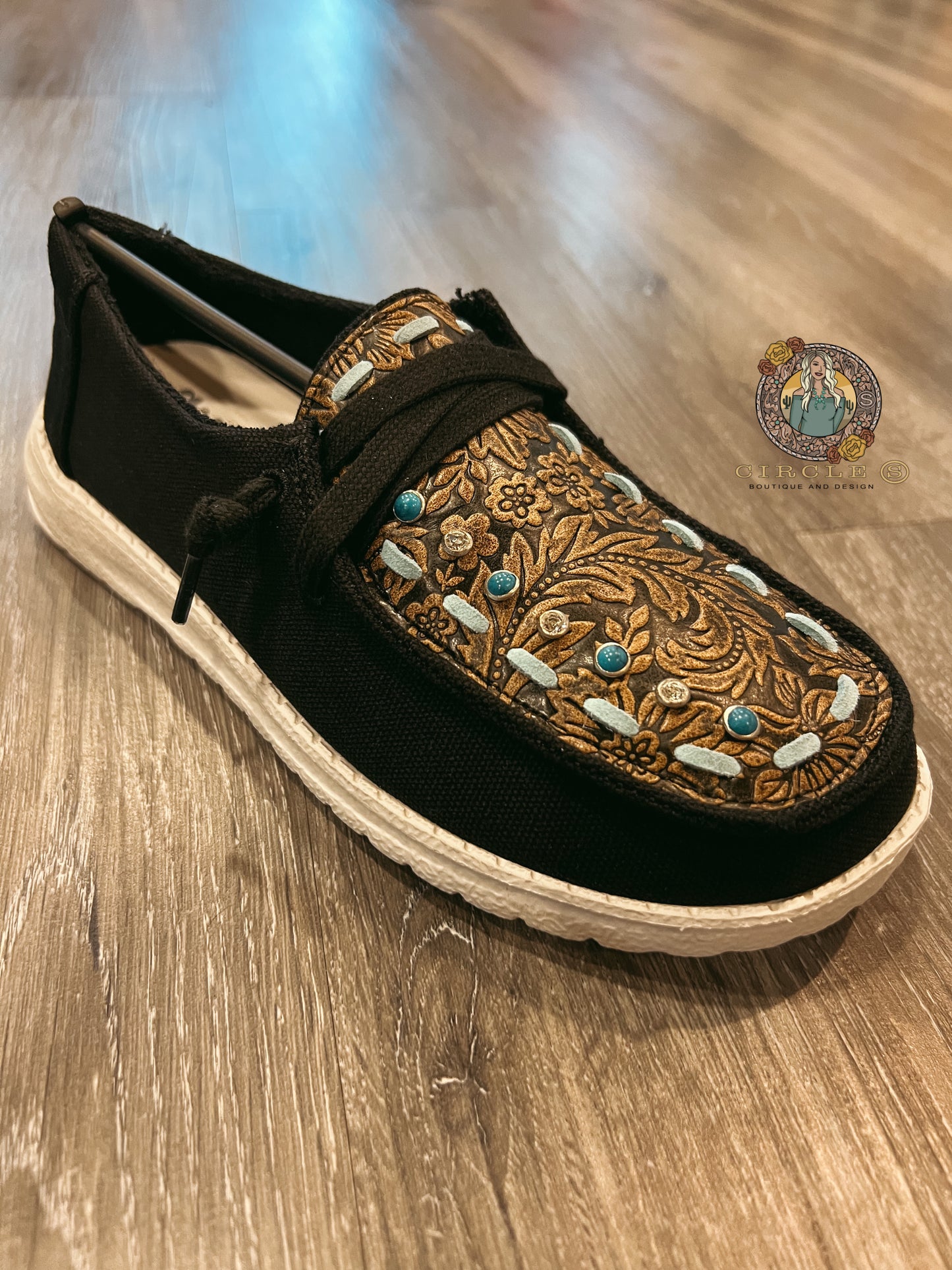 Boujee Tooled Loafer